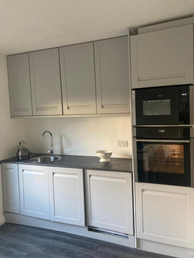 Entire Terraced Two Story Redbrick House With Parking In Secluded Cul De Sac Villa Dublin Eksteriør bilde